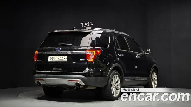 Ford Explorer 2017 — фото 2