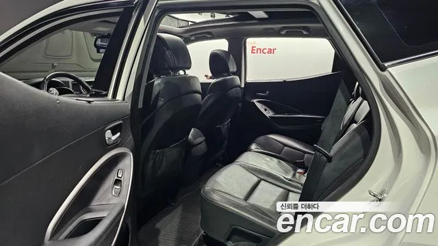 Hyundai Santafe 2016 — фото 12