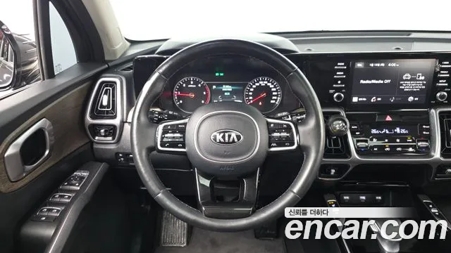Kia Sorento 2021 — фото 13