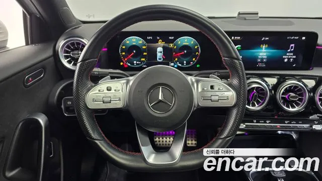 Mercedes-Benz A-Class 2022 — фото 13