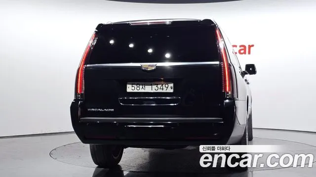 Cadillac Escalade 2017 — фото 4