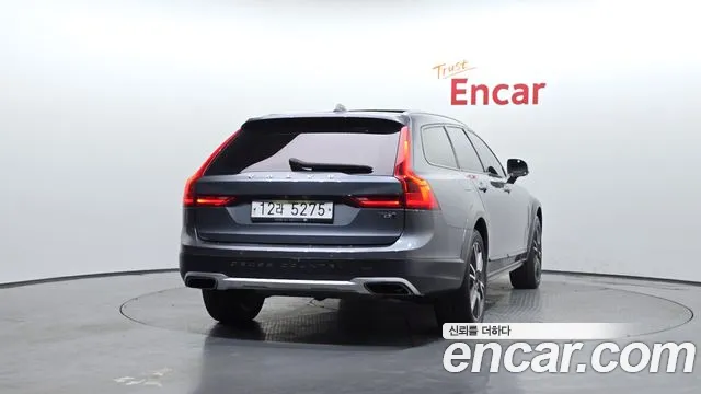 Volvo V90 2019 — фото 4