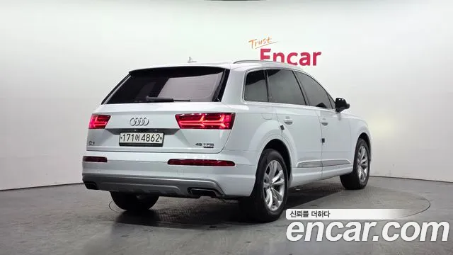 Audi Q7 2019 — фото 2