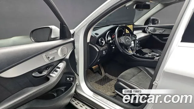 Mercedes-Benz GLC-Class 2019 — фото 11