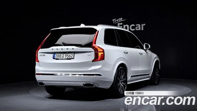 Volvo XC90 2021 — фото 2