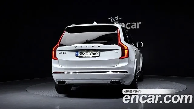 Volvo XC90 2021 — фото 4