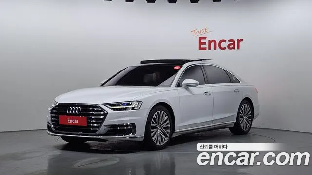 Audi A8 2020 — фото 1