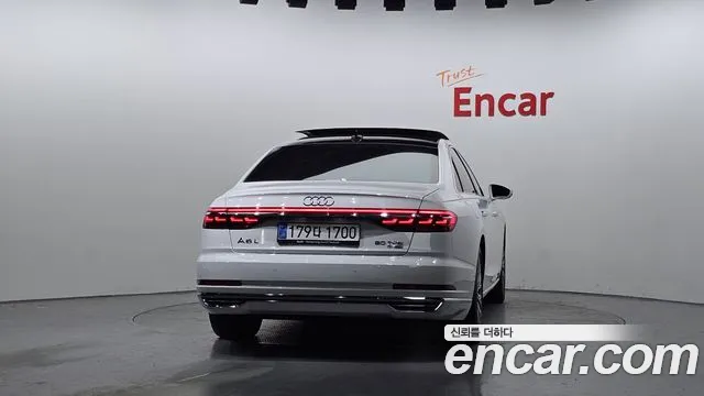 Audi A8 2020 — фото 4
