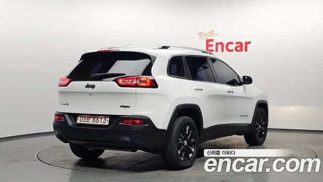 Jeep Cherokee 2018 — фото 2