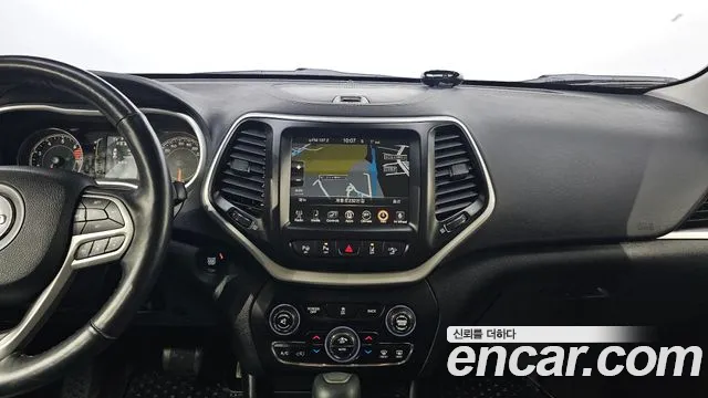 Jeep Cherokee 2018 — фото 15