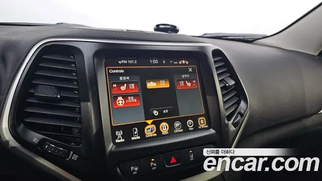 Jeep Cherokee 2018 — фото 18