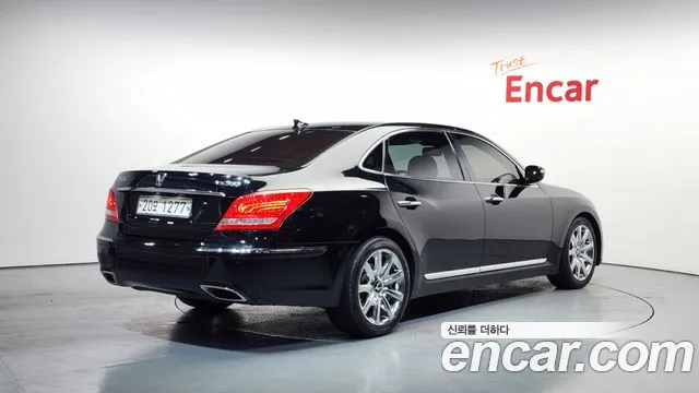 Hyundai Equus 2010 — фото 2