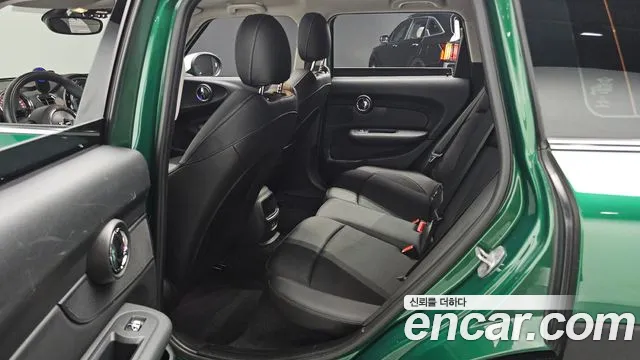 Mini Clubman 2020 — фото 12