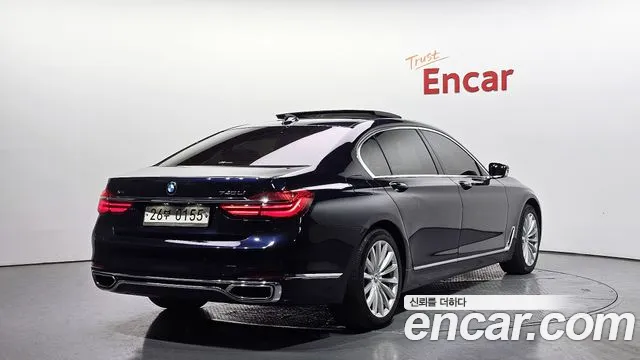 BMW 7-Series 2016 — фото 2