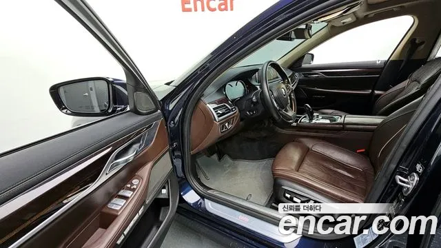 BMW 7-Series 2016 — фото 10