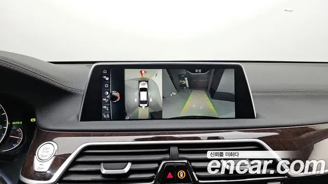 BMW 7-Series 2016 — фото 15