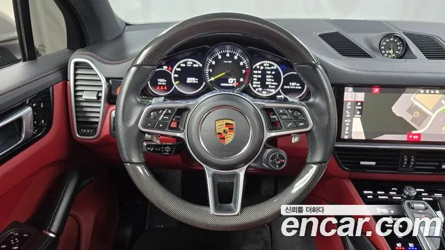 Porsche Cayenne 2021 — фото 13