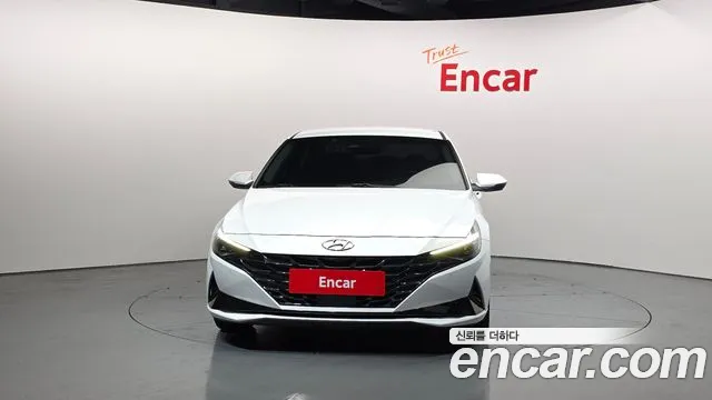 Hyundai AVANTE 2022 — фото 3