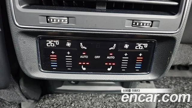 Audi Q7 2022 — фото 18