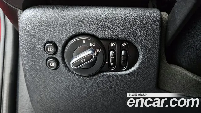 Mini Cooper 2015 — фото 17