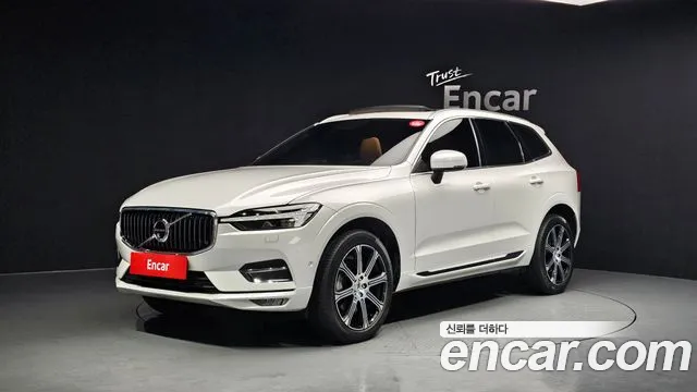 Volvo XC60 2021 — фото 1