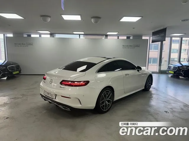 Mercedes-Benz E-Class 2023 — фото 2