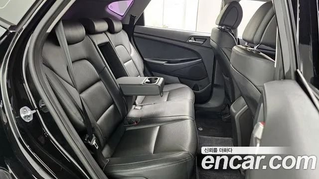 Hyundai Tucson 2018 — фото 11