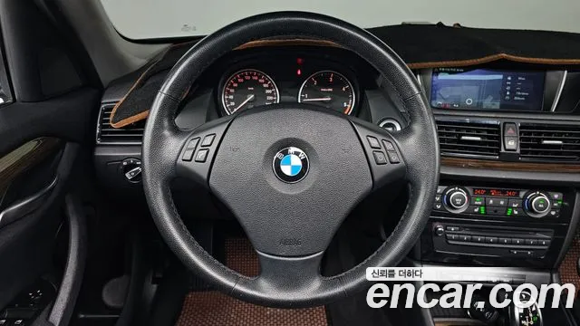 BMW X1 2013 — фото 13
