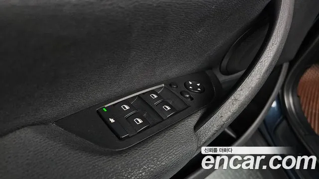 BMW X1 2013 — фото 17