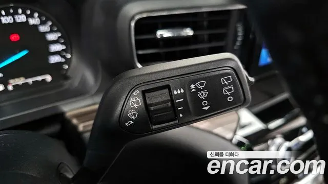 Ford Explorer 2021 — фото 14