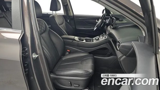 Hyundai Santafe 2021 — фото 10