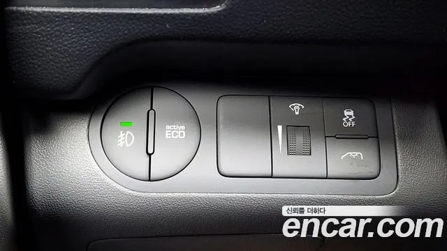 Hyundai Starex 2018 — фото 13