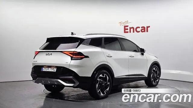 Kia Sportage 2022 — фото 2
