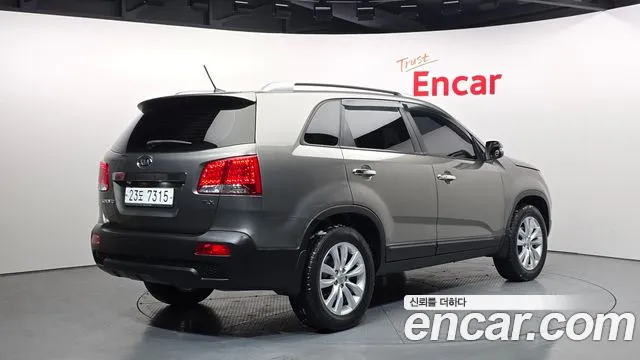 Kia Sorento 2011 — фото 2