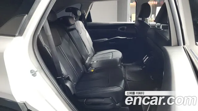 Kia Sorento 2023 — фото 12