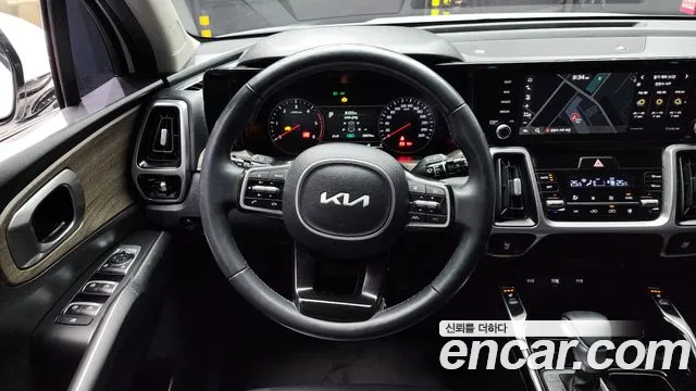 Kia Sorento 2023 — фото 13
