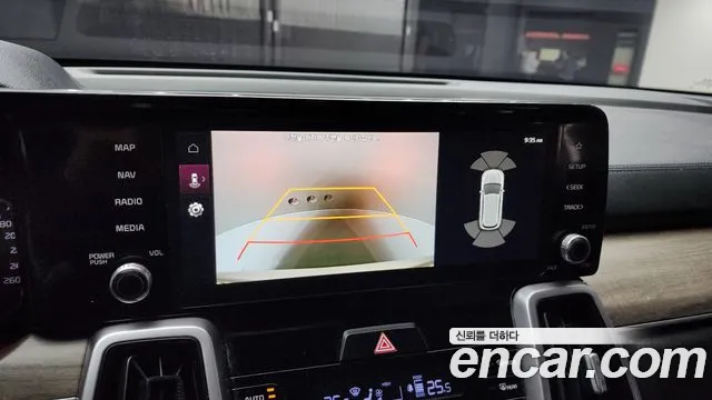 Kia Sorento 2023 — фото 15