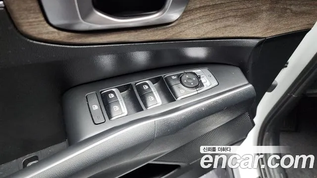 Kia Sorento 2023 — фото 17