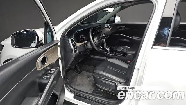 Kia Sorento 2022 — фото 10