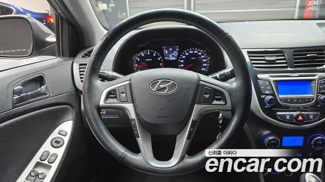 Hyundai Accent 2014 — фото 14