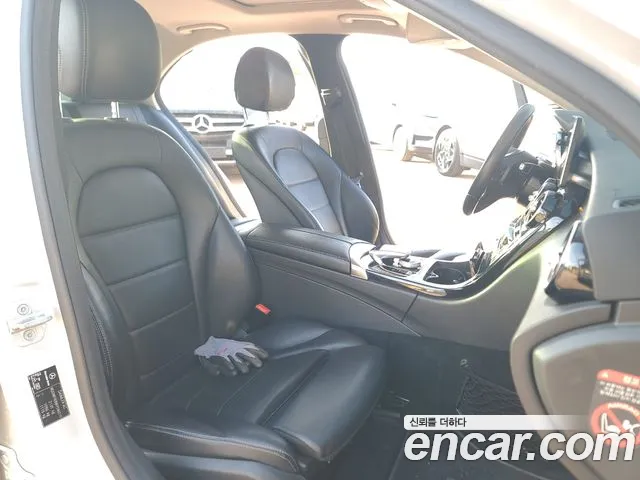 Mercedes-Benz C-Class 2015 — фото 10