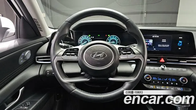 Hyundai AVANTE 2021 — фото 14