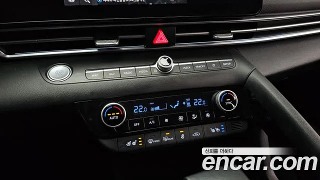 Hyundai AVANTE 2021 — фото 16