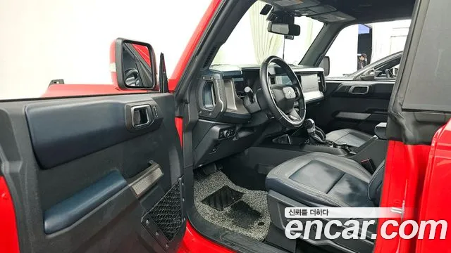 Ford Bronco 2022 — фото 10