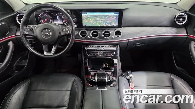 Mercedes-Benz E-Class 2017 — фото 7