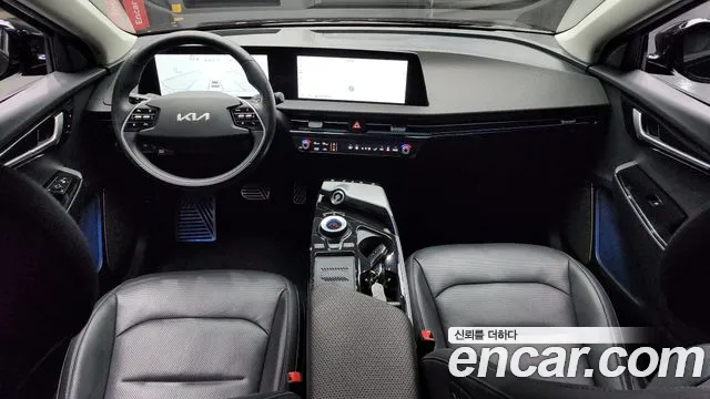 Kia EV6 2023 — фото 7