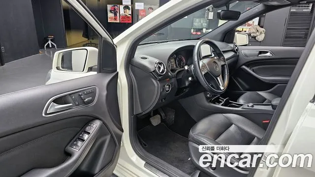 Mercedes-Benz B-Class 2014 — фото 10