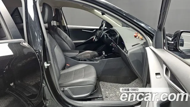 Kia Niro 2022 — фото 11