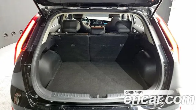 Kia Niro 2022 — фото 20