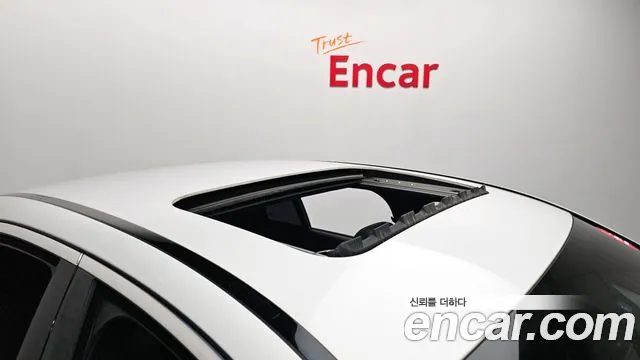 Mercedes-Benz E-Class 2020 — фото 20